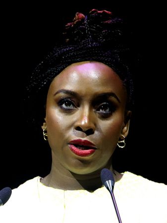 Ritratto di Chimamanda Ngozi Adichie