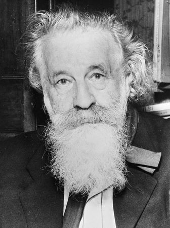 Ritratto di Gaston Bachelard